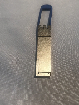 QSFP28 100G LR4 SPQ-CE-LR-CDFFの単一モード繊維のトランシーバーの源10Kmモジュール