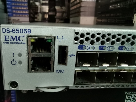 16Gb SFP+ 8の活動的な左舷ブロケードSANスイッチDELL EMC Connectrix DS 6505B