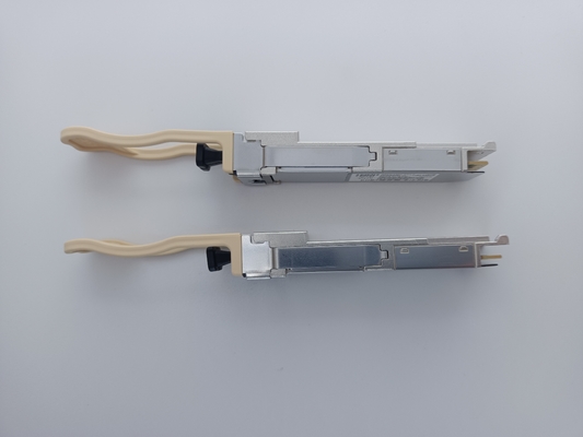 MPO-12コネクターが付いているCisco QSFP-100G-SR4-S 10-3142-01 QSFP28 100G SR4 100m OM4 MMFの光学モジュール