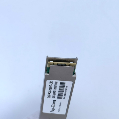 単一モード繊維100G QSFP28 CWDM4 2KM Cienaの小さい形式要素プラグイン可能なモジュール