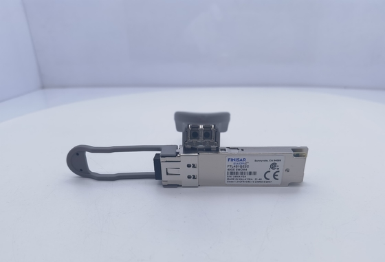 複式アパートMMF上の40GイーサネットのためのFinisar FTL4S1QE2C SWDM4 QSFP+の光学トランシーバー