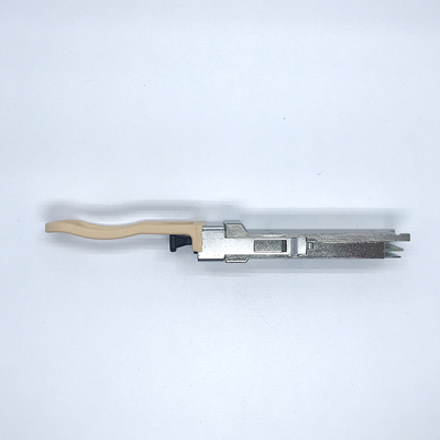 4 X 10GBASE-SRのイーサネットへのブレイクアウトのためのFTL410QE4C 40BASE-SR4 QSFP+ Gen4の光学トランシーバー