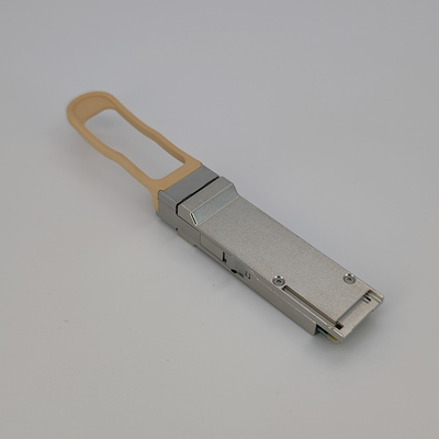 FTL410QE4C-FC 7TCDN Dell QSFP+ 850nm 40GBase-SR4の光学トランシーバー モジュール
