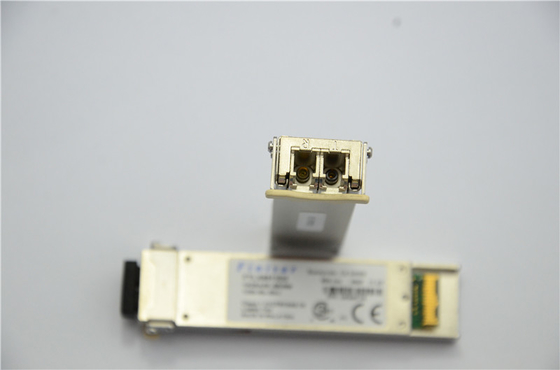 10GBASE-SR/SW 10GのイーサネットのためのFinisar FTLX8511D3 850nm XFPの光学トランシーバー