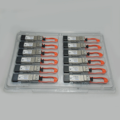 Finisar FTL410QD4C 40GBASE-SR4/10GBASE-SRイーサネットへの10GBASE-SR 300m QSFP+ Gen4のブレイクアウト