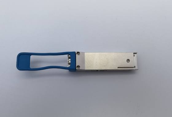 Finisar FTL4C1QE1L QSFP+のトランシーバー モジュール40GBase-LR4 SM繊維1310nm 10km複式アパートLC
