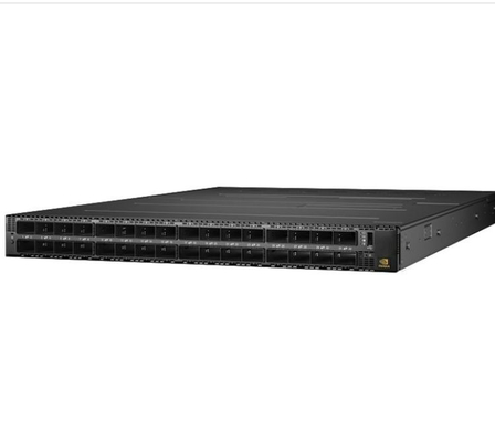 AIデータセンター用の新型MQM9790-NS2R 400Gスイッチが熱中