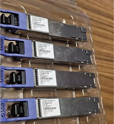 新しいFinisar QSFP-DD-800G-DR8 500m SMF MPO16パラレル光モジュール 高レート800Gネットワークスイッチ 16コア容量 400G光ファイバー機器