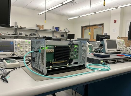 NVIDIA MCX75310AAS-NEAT ConnectX-7 VPI アダプター シングルポート OSFP 400GbE NDR InfiniBand PCIe5.0 x16 ネットワークインターフェイスカード